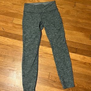 Medium New Balance leggings